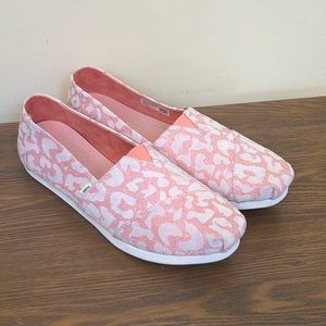 NWOT TOMS Pink Glitter Alpargata Animal Leopard Print Size 9.5